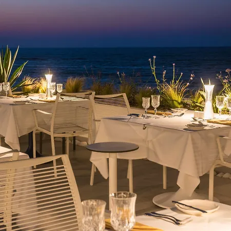 I Resort Beach Hotel & Spa (Adults Only) 